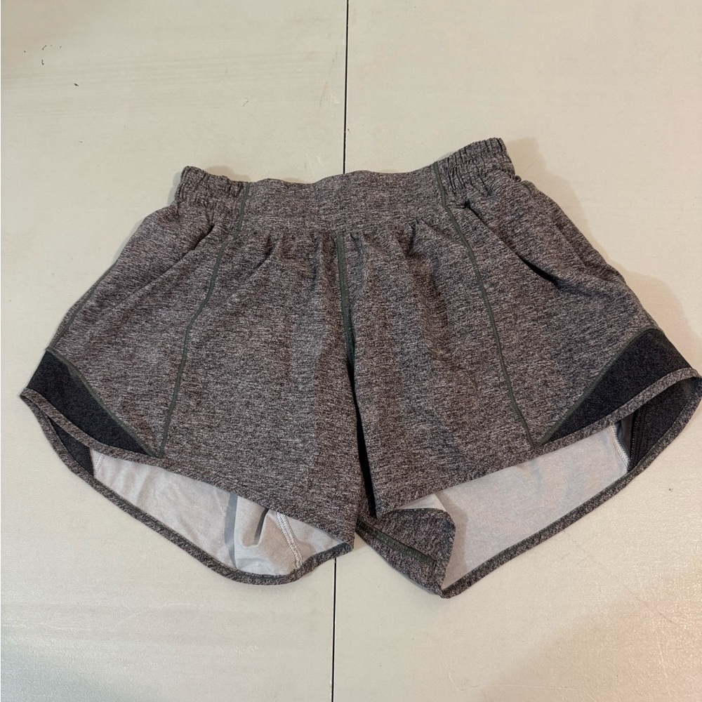 Lululemon womens shorts size 4